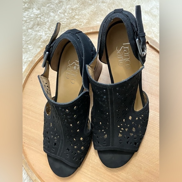 Franco Sarto Black Lace Block Heel Velvety Size 9 - Picture 7 of 9